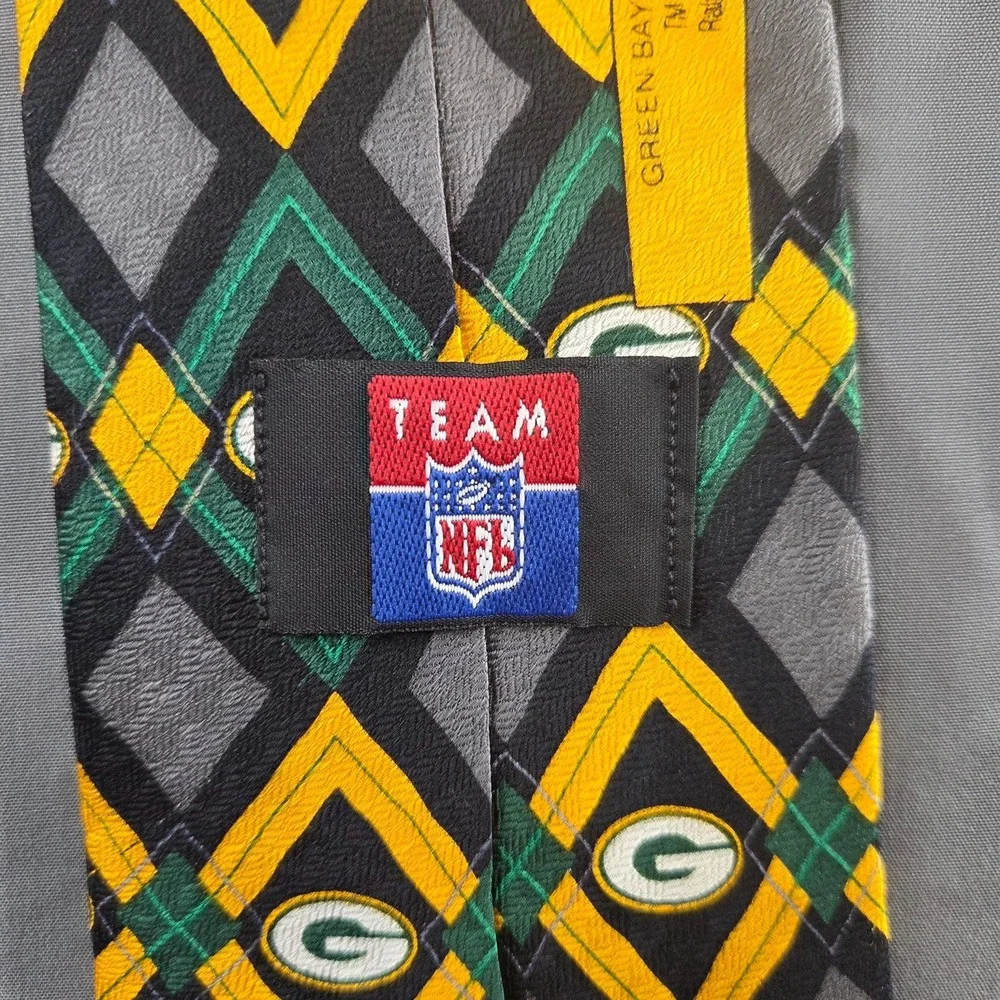 Green Bay Packers Argyle 100% Silk Tie 1999 NFLP Ralph Marin & Co